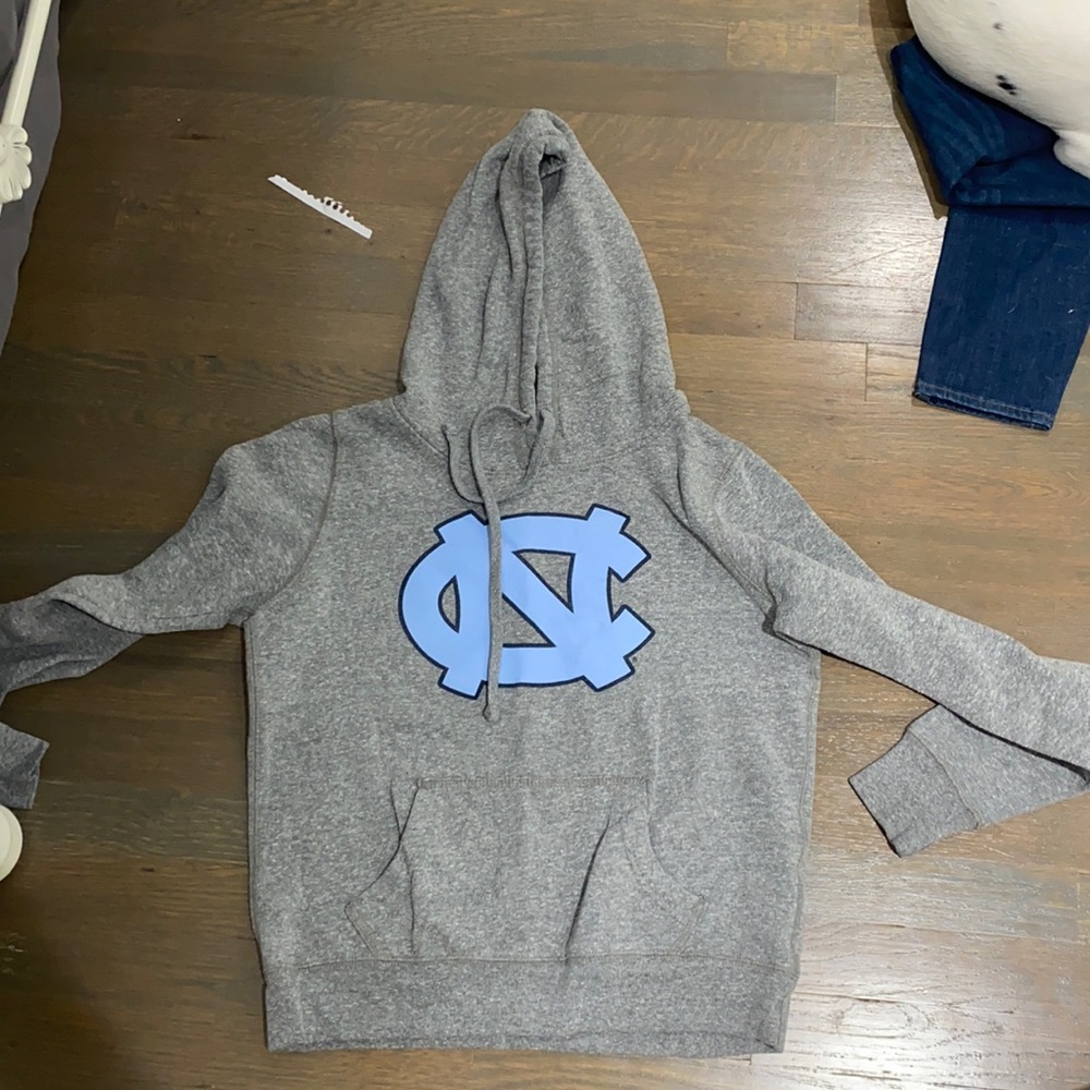 UNC sweatshirt